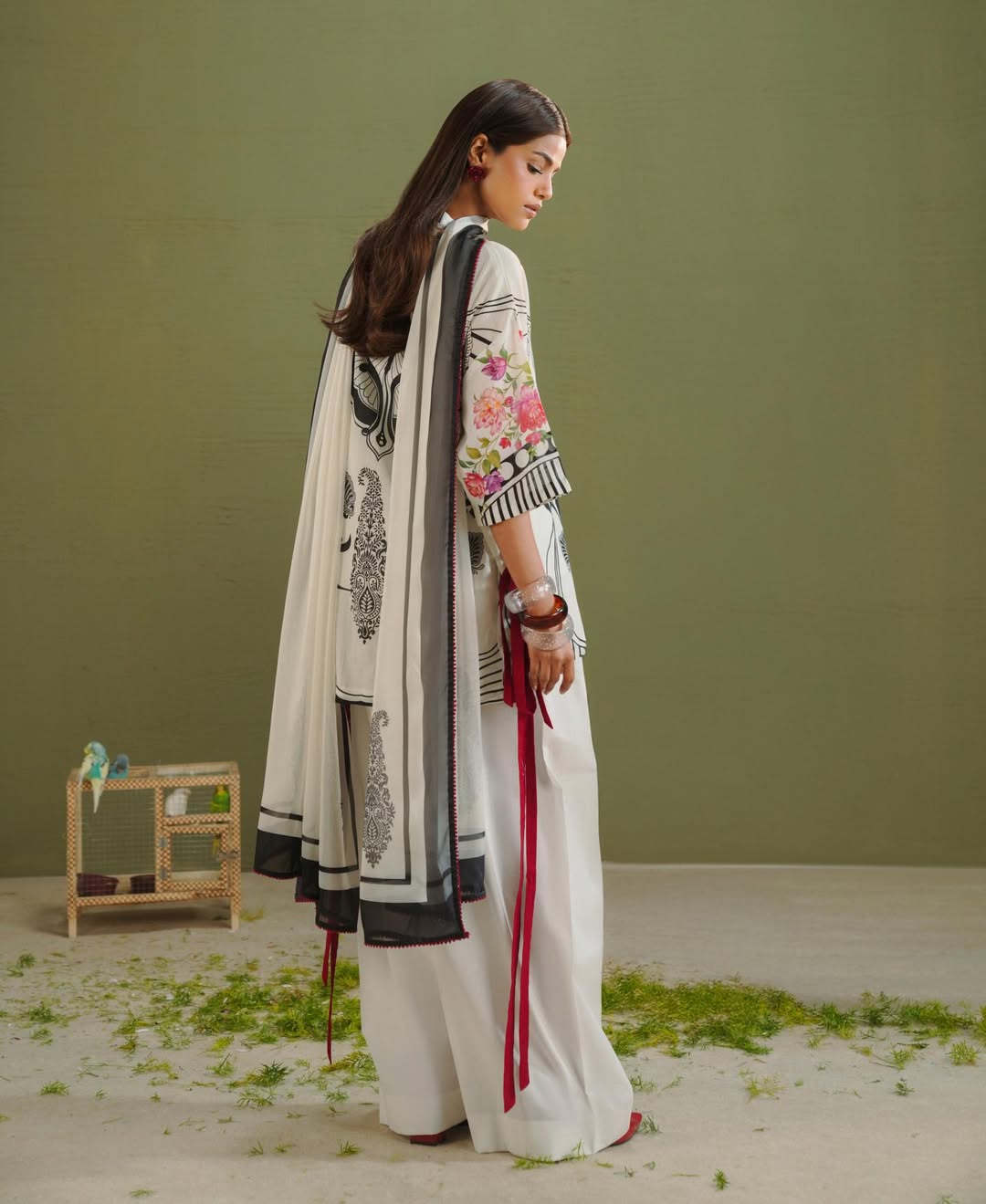 Nayab Farshi Salwar Set