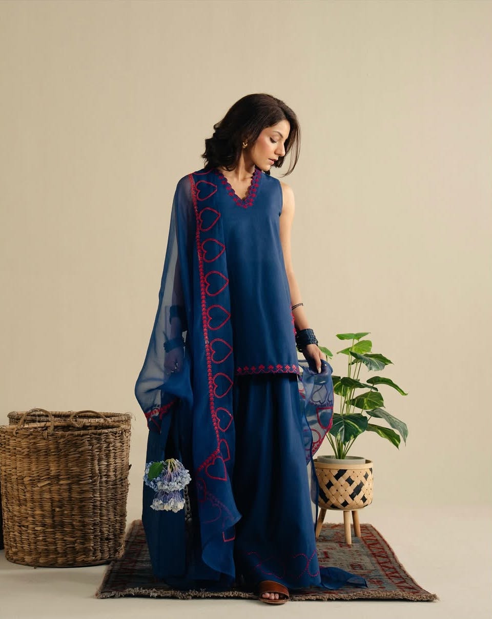Mehrab Farshi Salwar Set